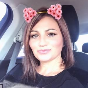 Meet your Posher, Angella